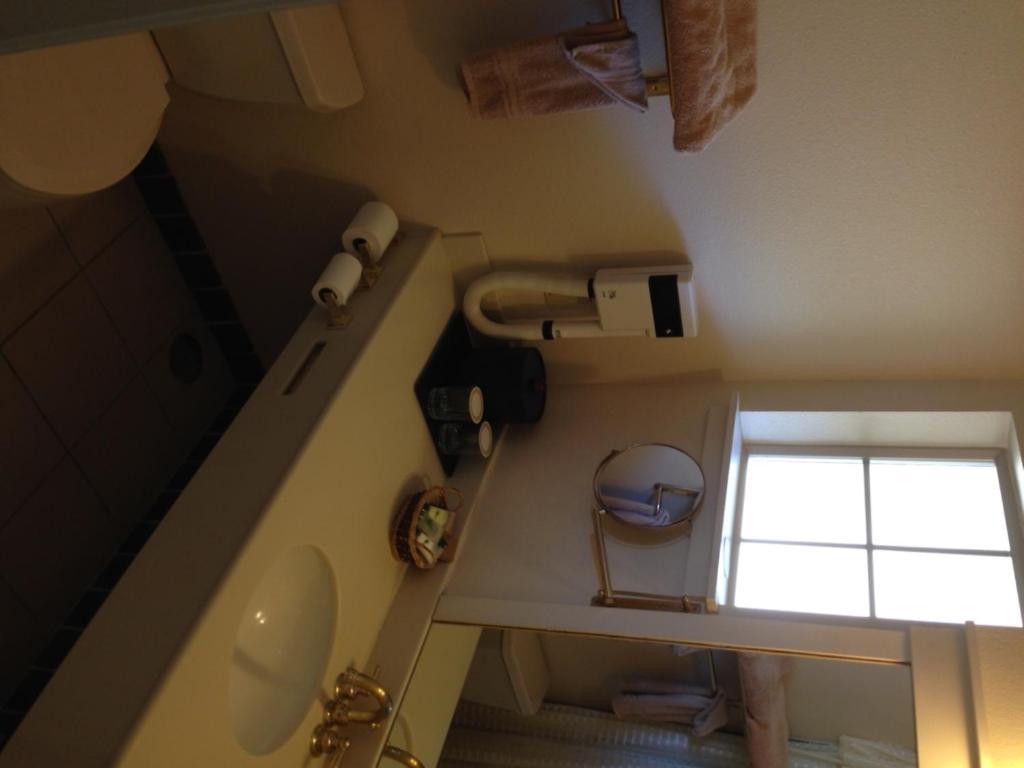 Fairfax Inn San Rafael Ruang foto